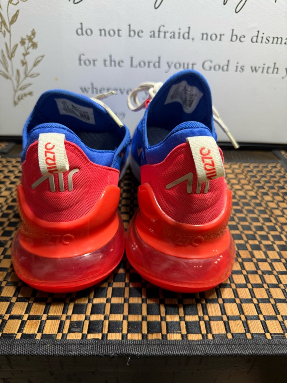 Nike Blue and Red Air270 Running Sneakers Men SZ 10- Box 16 - Picture 3 of 6